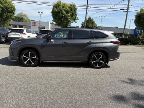 Used 2021 Toyota Highlander XSE image 4