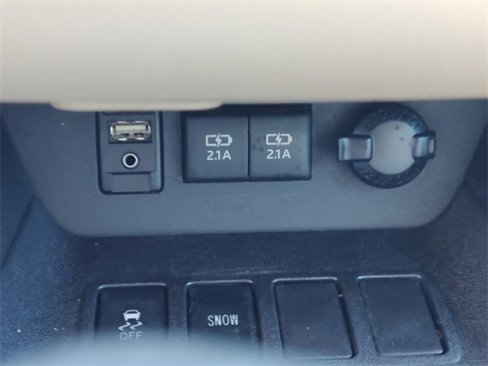 Used 2018 Toyota Highlander Plus image 21