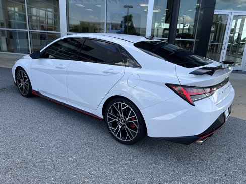 Used 2023 Hyundai Elantra N image 11
