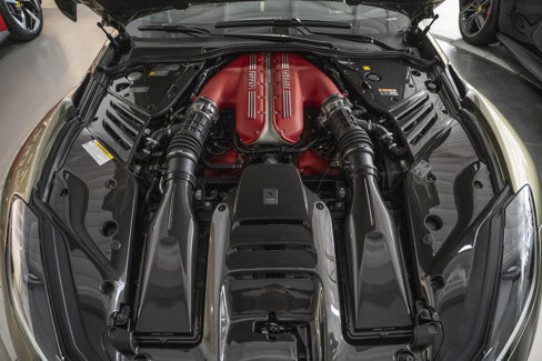 Used 2023 Ferrari 812 Competizione image 64