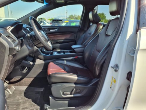 Used 2020 Ford Edge Titanium w/ Equipment Group 301A image 12