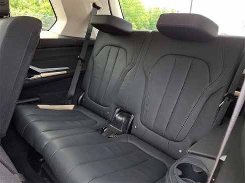 Used 2022 BMW X7 xDrive40i w/ Premium Package image 15