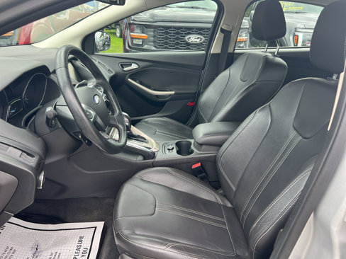 Used 2012 Ford Focus SEL image 5