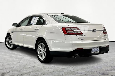 Used 2016 Ford Taurus SEL image 13