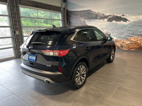 Used 2021 Ford Escape Titanium image 36