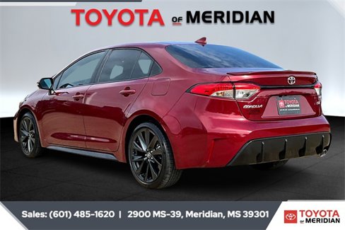 Used 2023 Toyota Corolla SE image 2