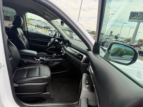 Used 2023 Kia Telluride S image 29