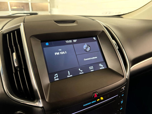 Used 2019 Ford Edge Titanium image 20
