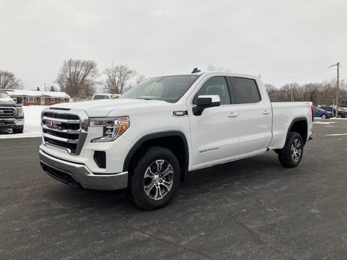 Used 2021 GMC Sierra 1500 SLE image 1