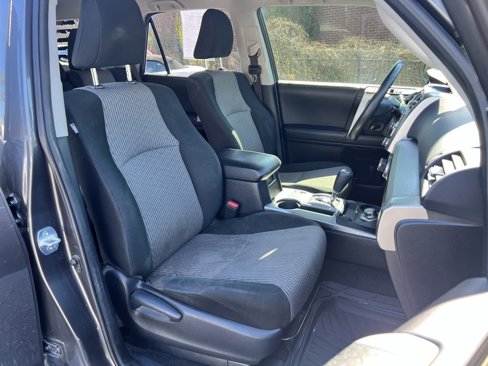 Used 2020 Toyota 4Runner SR5 image 21