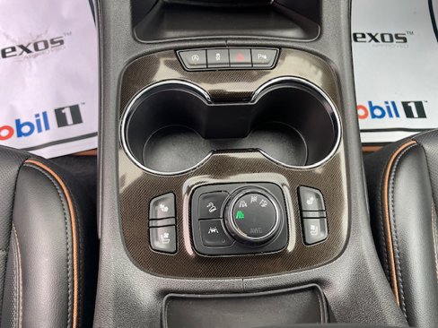Used 2021 GMC Acadia AT4 w/ Preferred Package image 16