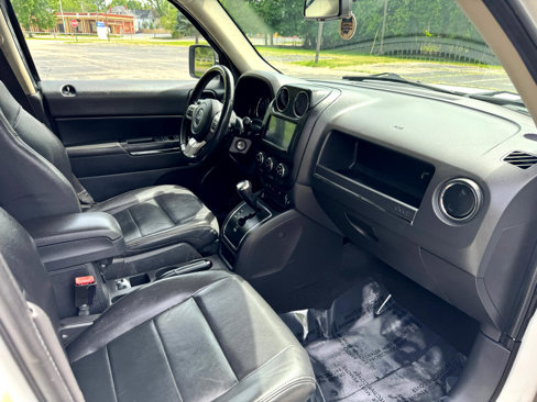 Used 2012 Jeep Patriot Limited w/ Sun/Sound Group image 30
