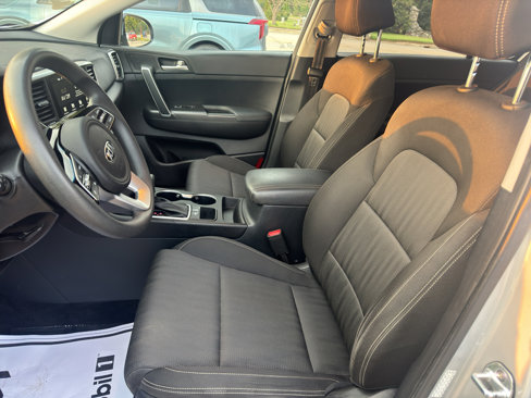 Used 2020 Kia Sportage LX image 14