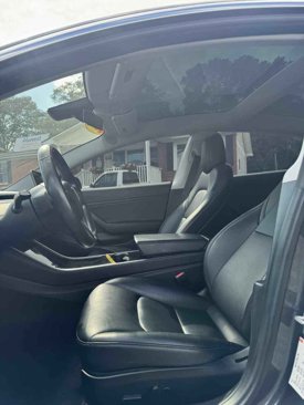 Used 2018 Tesla Model 3 Long Range image 8