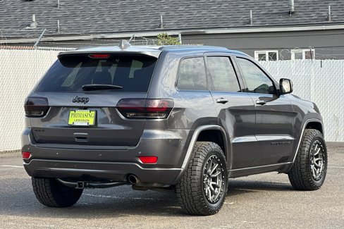 Used 2020 Jeep Grand Cherokee Altitude image 4
