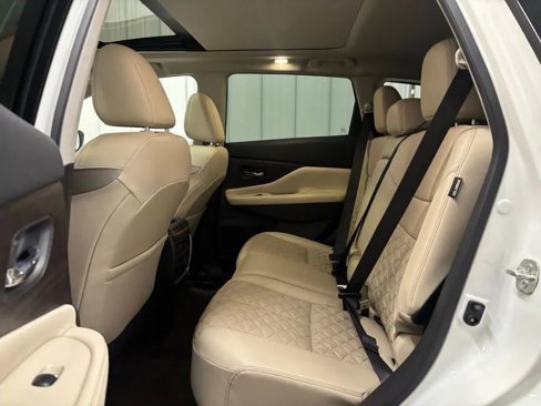 Used 2021 Nissan Murano Platinum w/ Cargo Package image 10
