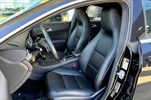 Used 2015 Mercedes-Benz CLA 250 image 7