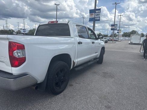 Used 2014 Toyota Tundra SR5 image 3
