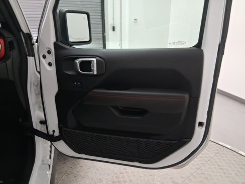 Used 2021 Jeep Wrangler Unlimited Rubicon image 30