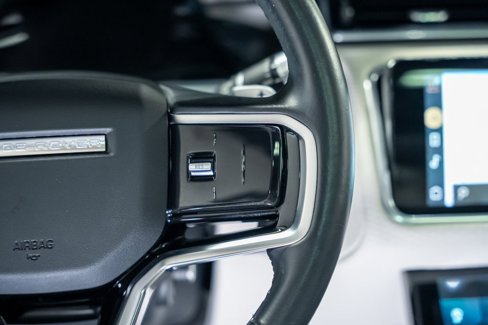 Used 2021 Land Rover Range Rover Velar S image 46