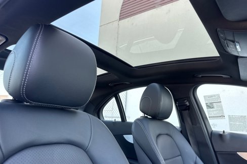 Used 2018 Mercedes-Benz C 300 Sedan image 19