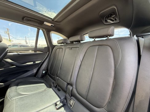 Used 2018 BMW X1 xDrive28i image 7