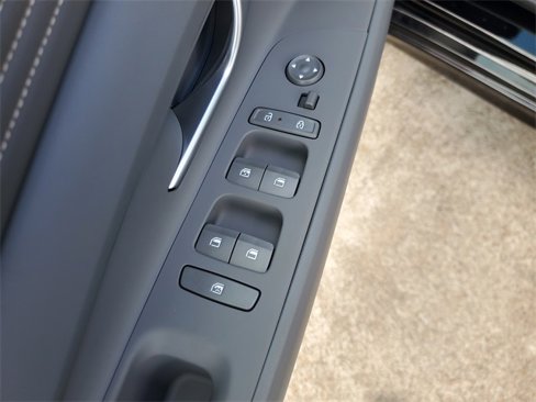 New 2025 Hyundai Elantra Sport image 16
