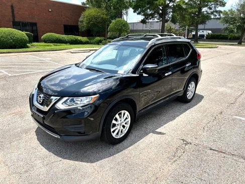 Used 2017 Nissan Rogue SV image 31