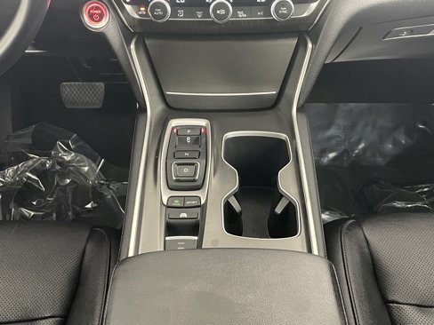 Used 2020 Honda Accord EX-L image 18