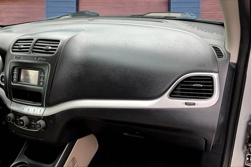 Used 2014 Dodge Journey SXT w/ Flexible Seating Group image 16
