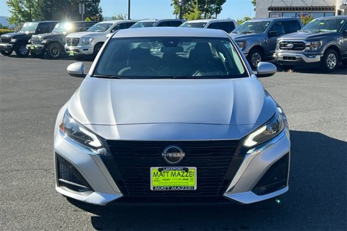 Used 2023 Nissan Altima 2.5 SV image 6