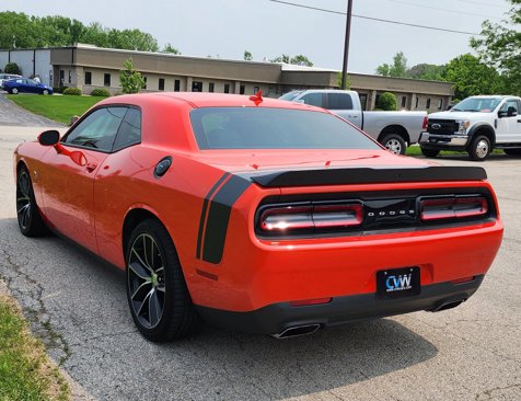 Used 2016 Dodge Challenger R/T Scat Pack w/ Leather Interior Group image 12
