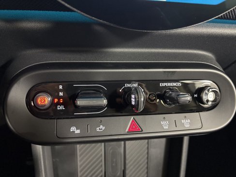New 2025 MINI Cooper 2-Door Hardtop image 12