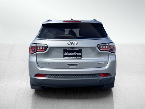 Used 2018 Jeep Compass Latitude image 6