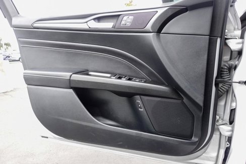 Used 2019 Ford Fusion Energi Titanium image 25