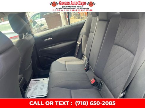 Used 2020 Toyota Corolla LE image 10