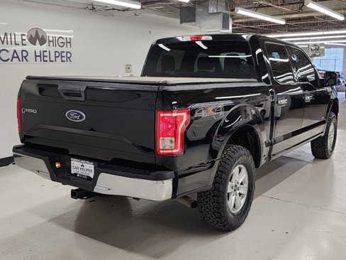Used 2017 Ford F150 XLT image 5