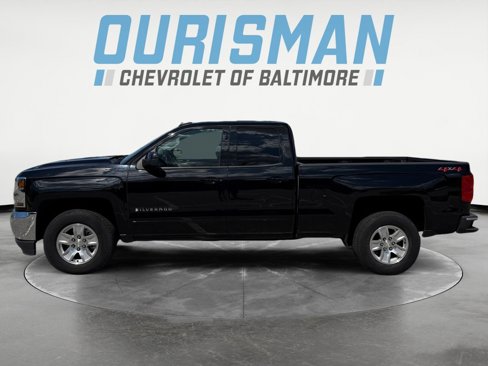 Used 2018 Chevrolet Silverado 1500 LT w/ All Star Edition image 3