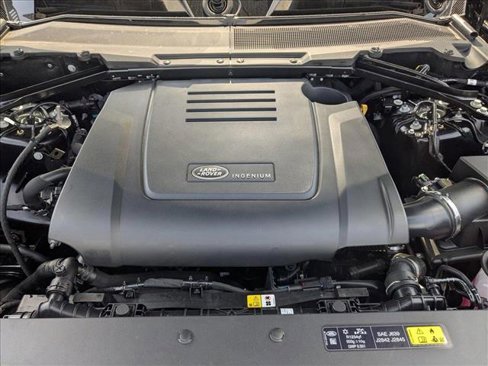 New 2025 Land Rover Defender 110 S image 18