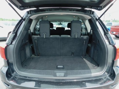 Used 2017 Nissan Pathfinder S image 12