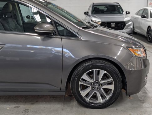 Used 2015 Honda Odyssey Touring image 4