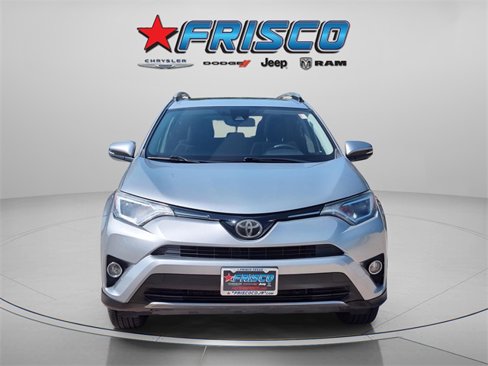 Used 2018 Toyota RAV4 XLE image 2