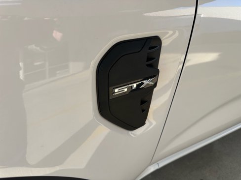 New 2025 Ford Ranger XL image 5
