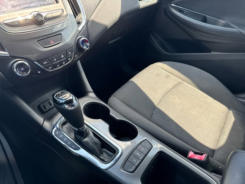 Used 2019 Chevrolet Cruze LT w/ Convenience Package image 23
