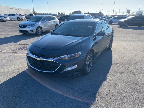 Used 2021 Chevrolet Malibu LT image 2