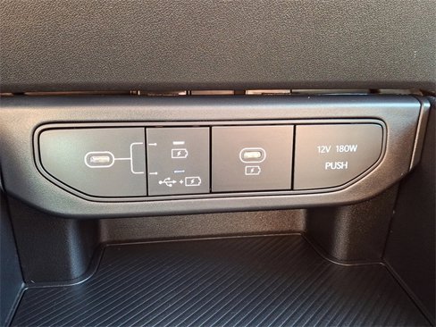 Certified 2025 Kia K4 LX image 23
