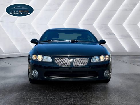 Used 2004 Pontiac GTO image 2