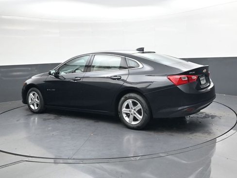 Used 2023 Chevrolet Malibu LT w/ Driver Confidence Package image 6