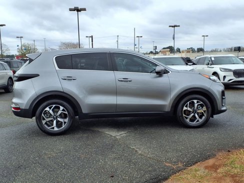 Used 2022 Kia Sportage LX image 19