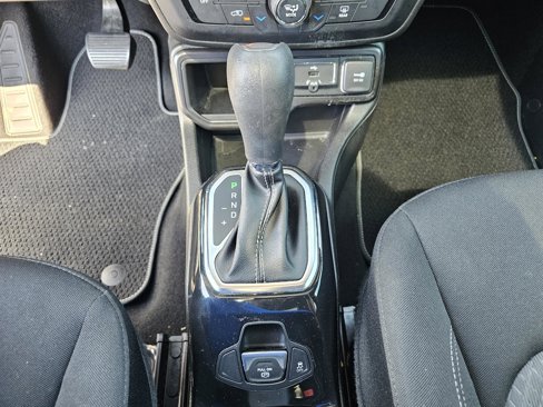 Used 2021 Jeep Renegade Latitude w/ Sun & Sound Group image 26